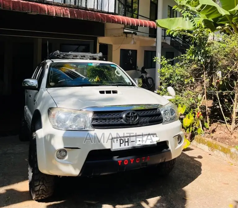 Toyota Hilux 2007 Pickup (Used)