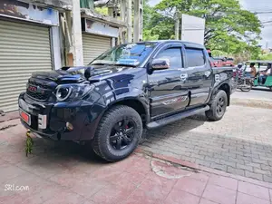 Toyota Hilux Vigo 2006 Pickup (Used)