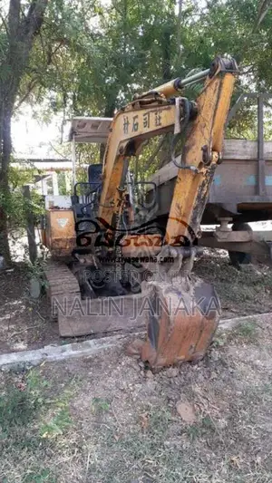 Komatsu 6 20 2026 Heavy-Duty (Used)