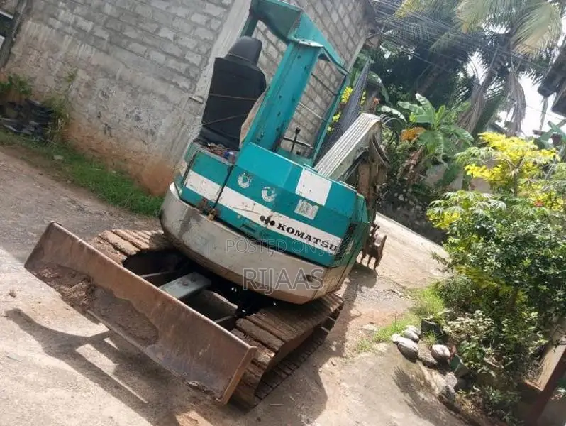 Komatsu Pc30 2018 Heavy-Duty (Used)