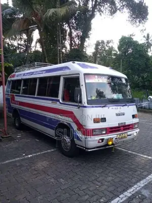 Isuzu Journey L 1986 Bus (Used)
