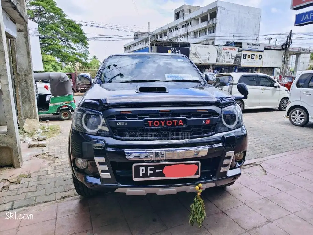 Toyota Hilux Vigo 2006 Pickup (Used)