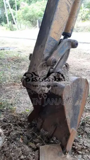 Komatsu 6 20 2026 Heavy-Duty (Used)