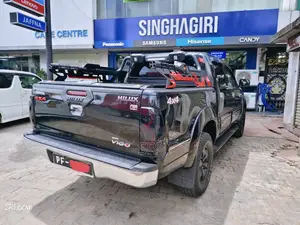 Toyota Hilux Vigo 2006 Pickup (Used)
