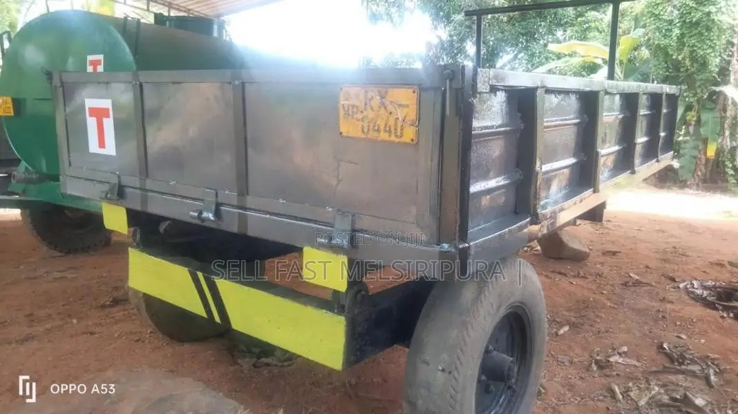 TAFE Trailer 2020 Tractor (Used)