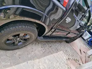 Toyota Hilux Vigo 2006 Pickup (Used)