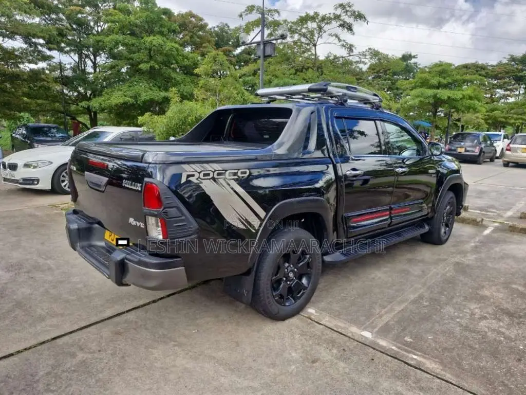Toyota Hilux 2019 Pickup (Used)