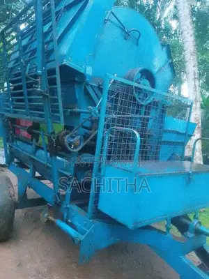 TAFE Harvester 2012 Tractor (Used)