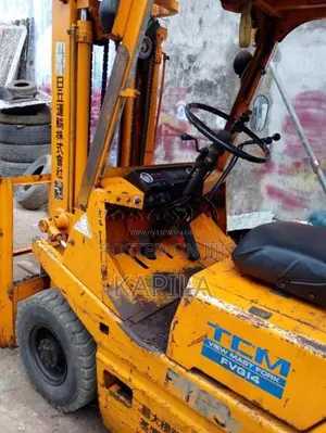 Isuzu TCM 2012 Heavy-Duty (Used)