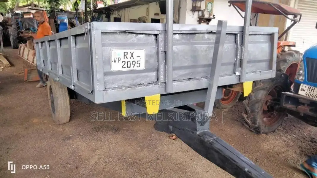 John-Deere Trailer 2020 Tractor (Used)