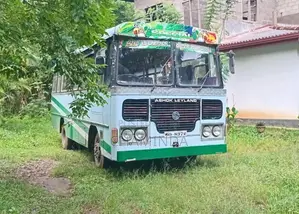 Ashok-Leyland Hino Power 1990 Bus (Used)