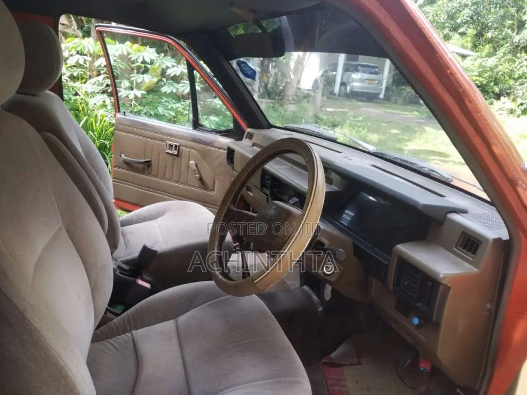 Mitsubishi L200 1990 Pickup (Used)
