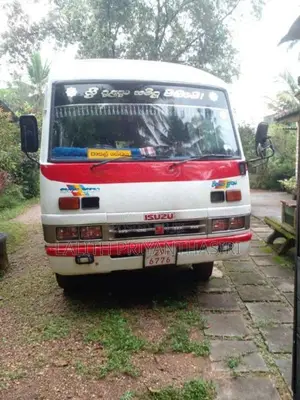 Isuzu Journey 1981 Bus (Used)