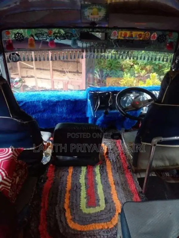 Isuzu Journey 1981 Bus (Used)