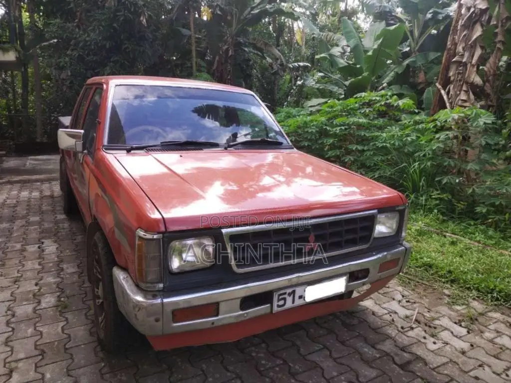 Mitsubishi L200 1990 Pickup (Used)