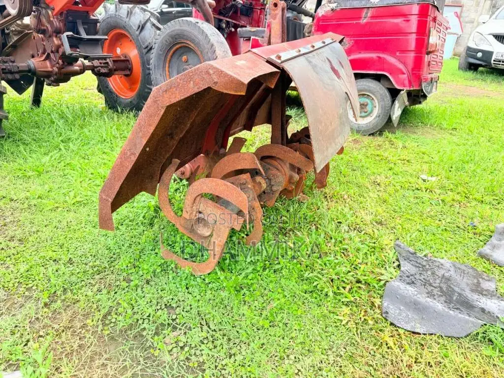 Kubota SP155 Plus 2024 Tractor (Used)