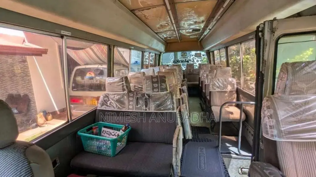 Mitsubishi Baby Rosa 1991 Bus (Used)