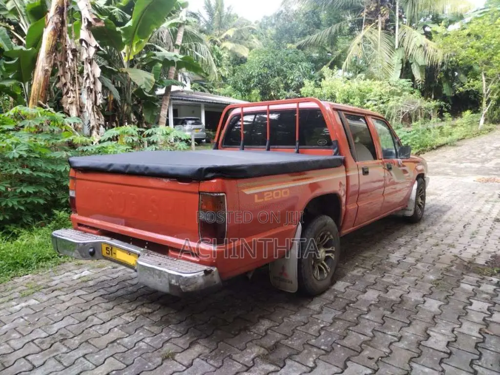 Mitsubishi L200 1990 Pickup (Used)