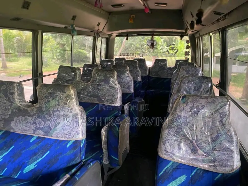 Mitsubishi Baby Rosa 1997 Bus (Used)