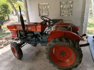 Kubota L2201 2000 Tractor (Used)
