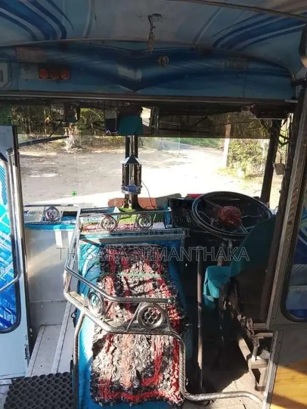Ashok-Leyland Hino Power 2007 Bus (Used)