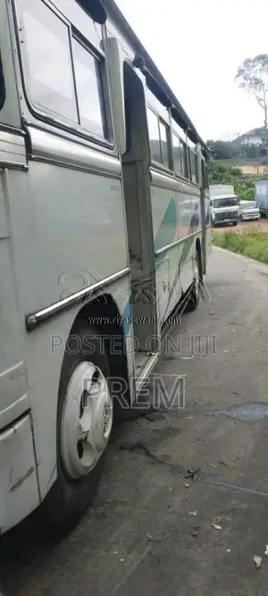 Tata 1512 2011 Bus (Used)