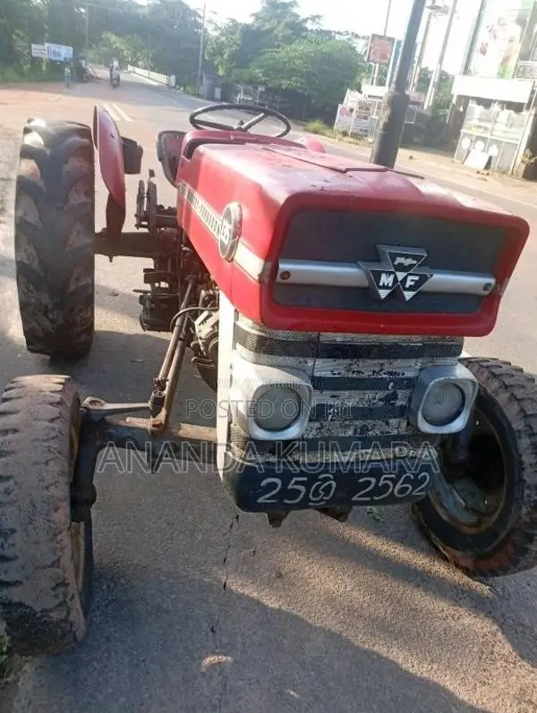 Massey-Ferguson 135 1993 Tractor (Used)