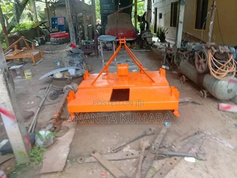 Massey-Ferguson Wisikethi 2025 Tractor (Used)