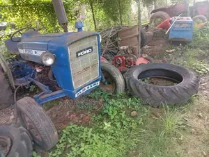 Ford 3000 1996 Tractor (Used)