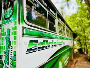 Ashok-Leyland Hino Power 2005 Bus (Used)