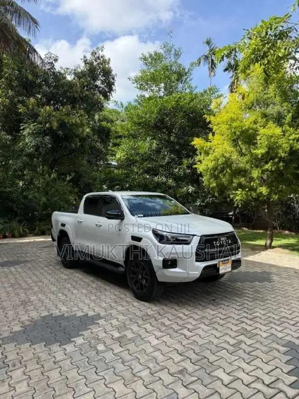 Toyota Hilux 2024 Pickup Unregistered (Recondition)