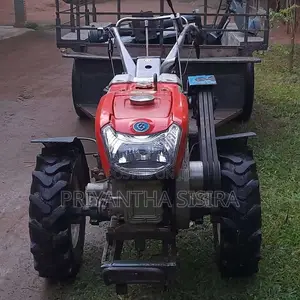 Kubota RT140 2015 Tractor (Used)