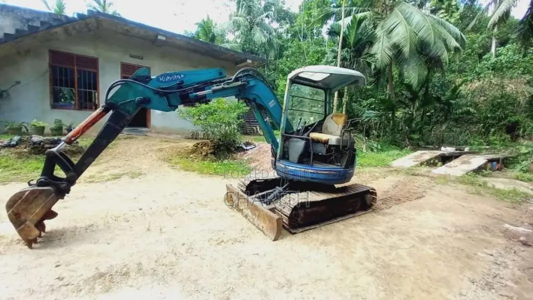 Kubota RX-302 Excavator 2008 Heavy-Duty (Used)