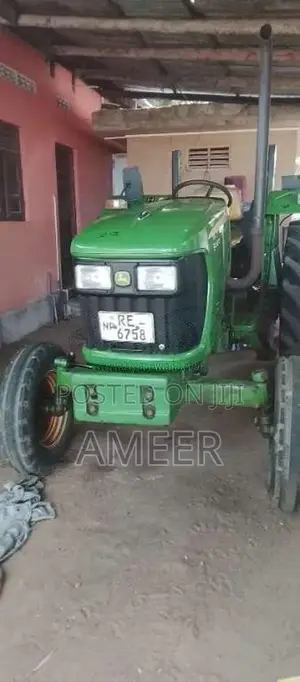 John-Deere 547D 2016 Tractor (Used)