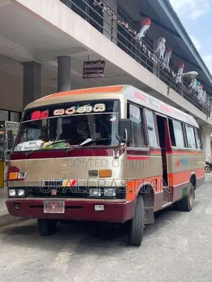 Isuzu Journey 1988 Bus (Used)