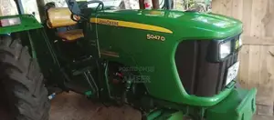 John-Deere 547D 2016 Tractor (Used)