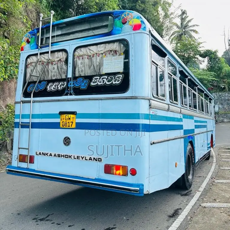Ashok-Leyland Viking 2002 Bus (Used)