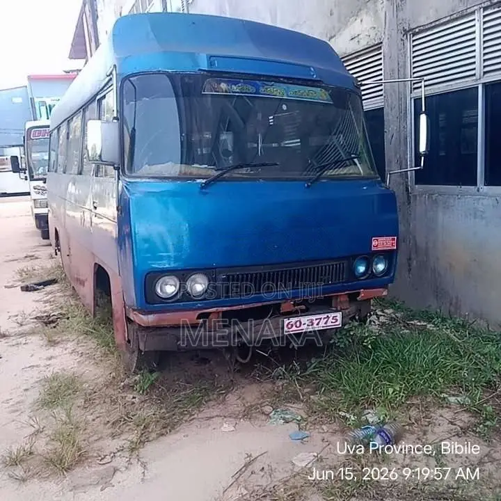 Nissan QD30 1989 Bus (Used)