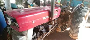 Massey-Ferguson 135 1990 Tractor (Used)