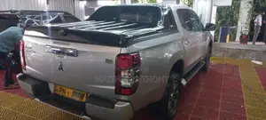 Mitsubishi L200 2020 Pickup (Used)