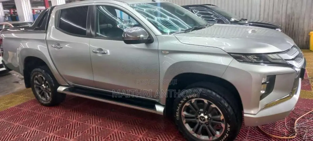 Mitsubishi L200 2020 Pickup (Used)