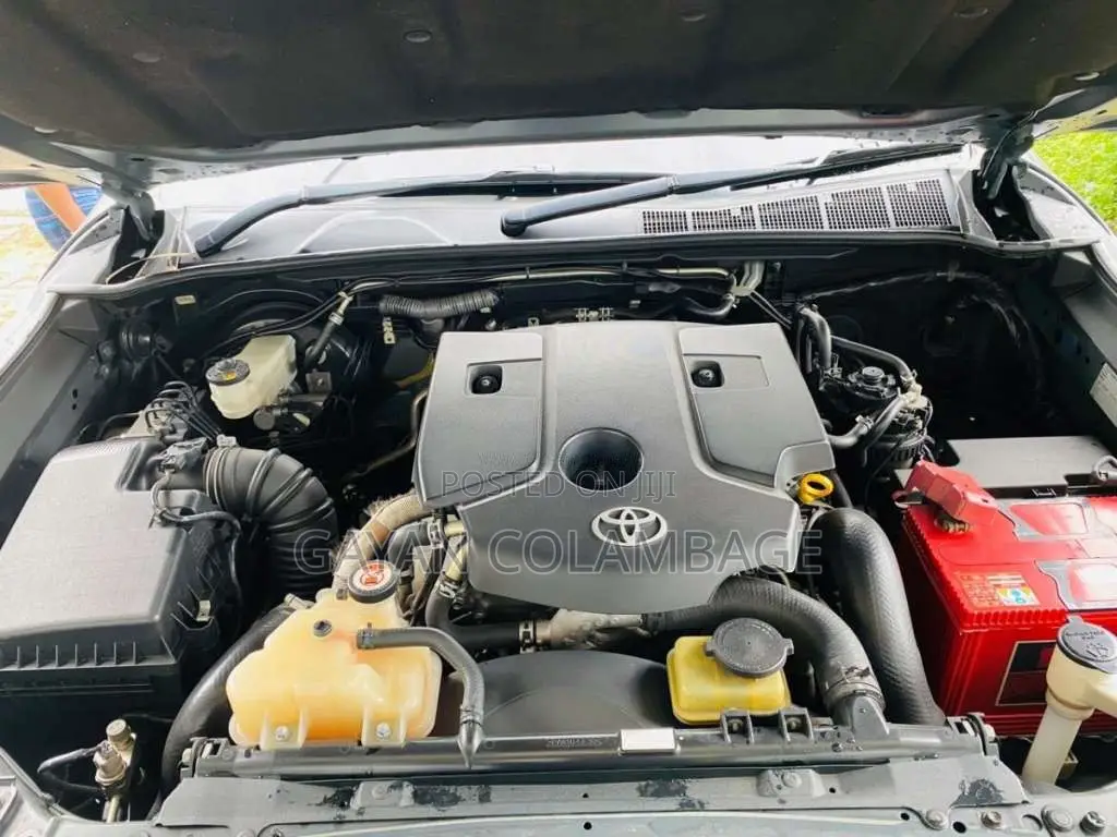 Toyota Hilux 2018 Pickup (Used)