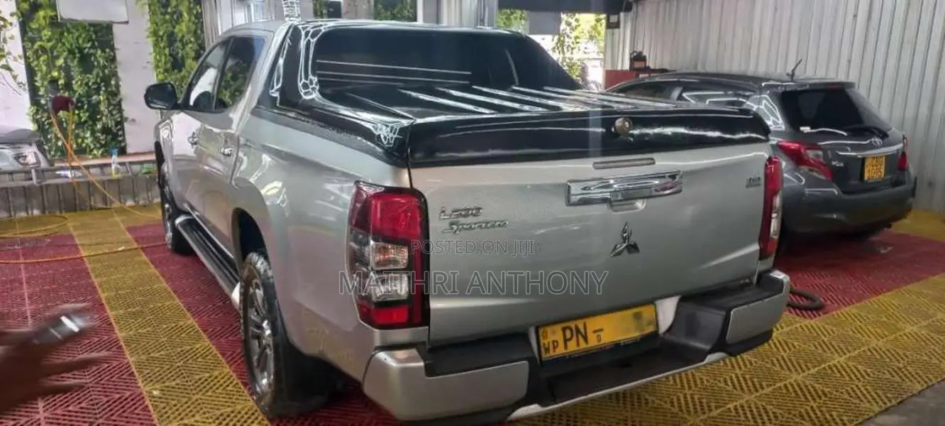 Mitsubishi L200 2020 Pickup (Used)