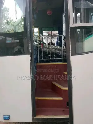 Ashok-Leyland Leyland 2015 Bus (Used)