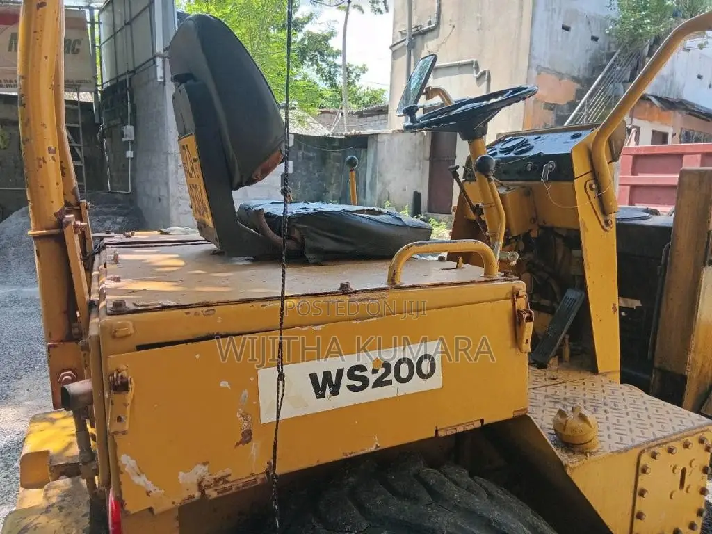 Mitsubishi WS200L 2008 Heavy-Duty (Used)
