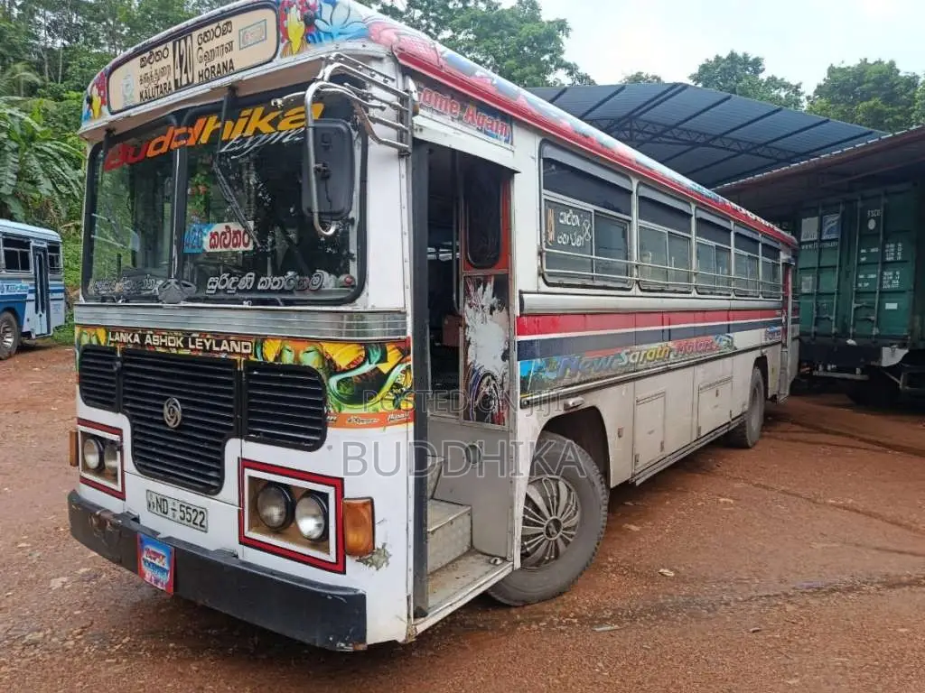 Ashok-Leyland Viking 2007 Bus (Used)