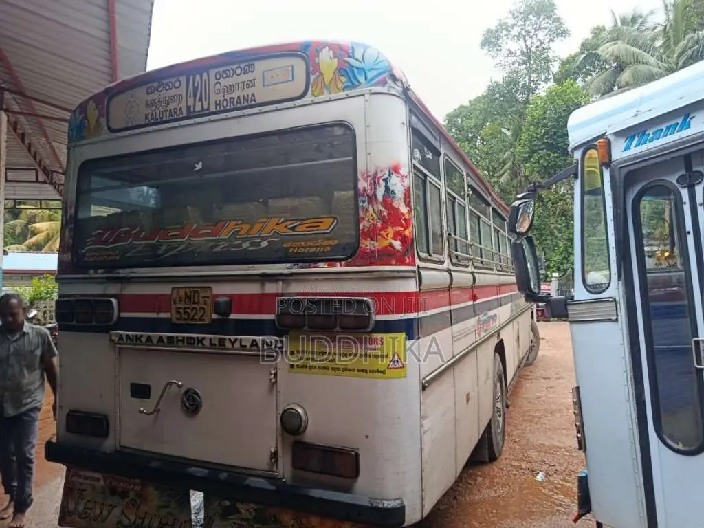 Ashok-Leyland Viking 2007 Bus (Used)