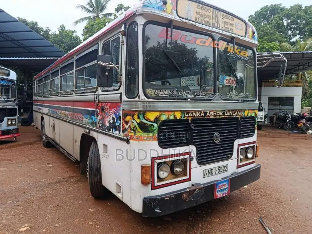 Ashok-Leyland Viking 2007 Bus (Used)