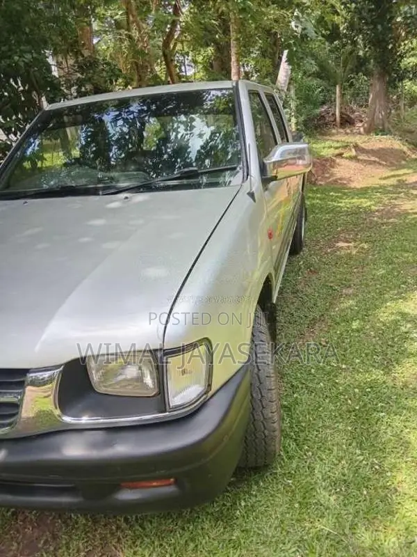 Isuzu TFR54H 1998 Pickup (Used)