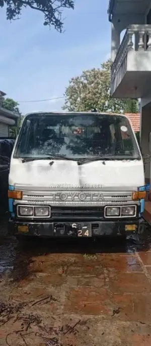 Toyota CrewCab 1993 Crew Cab (Used)